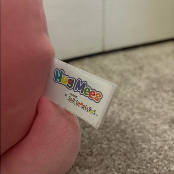 NWT 14” Caparinne the Bigfoot Valentines Squishmallow Hugmee - Picture 3 of 6